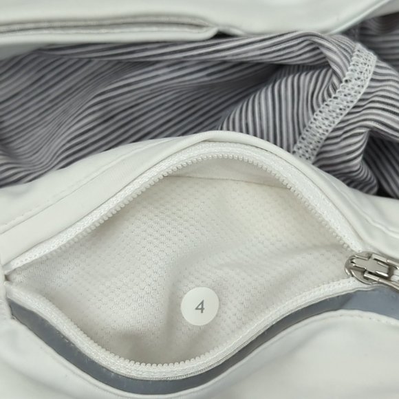 Lululemon Size 4 Run Pace Crop Women's White/Gray Ruched Sides Active Leggings - Picture 4 of 11